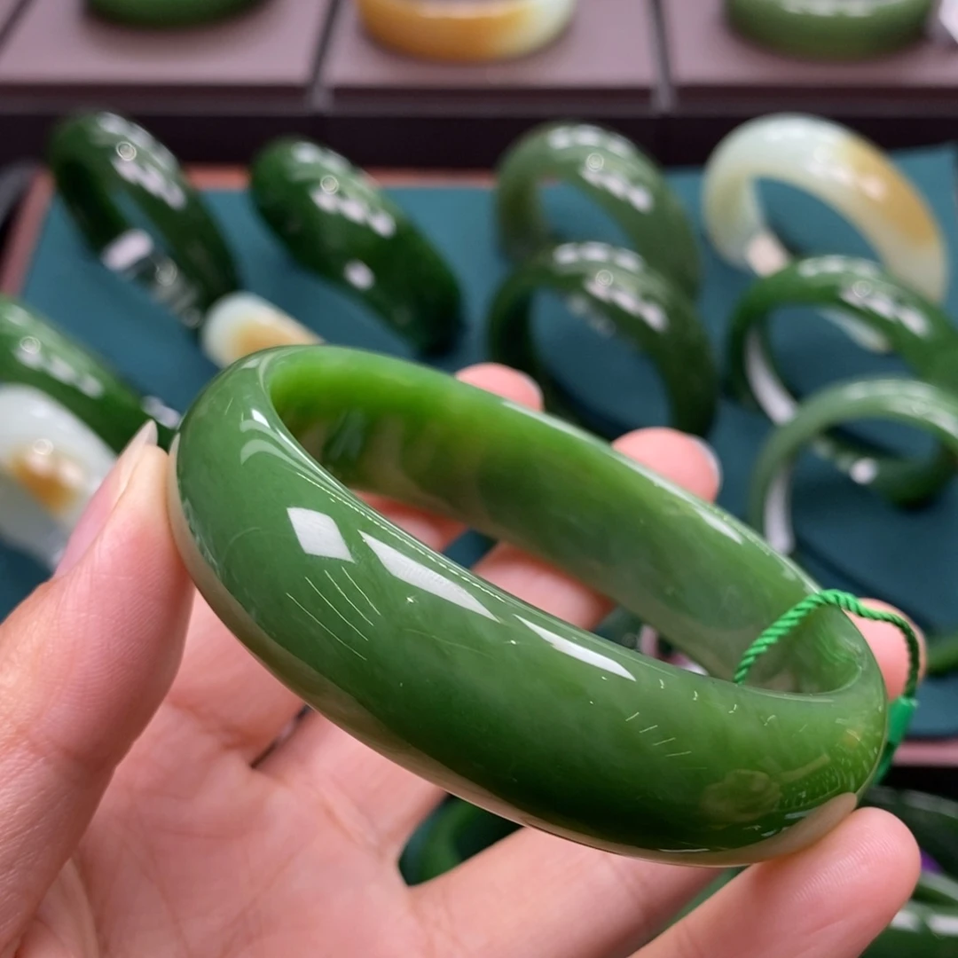 和田玉（碧玉）未镶嵌手镯6364