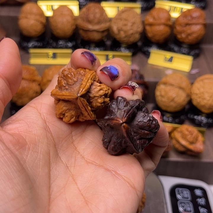 把件文玩核桃金蟾塔三棱31尺