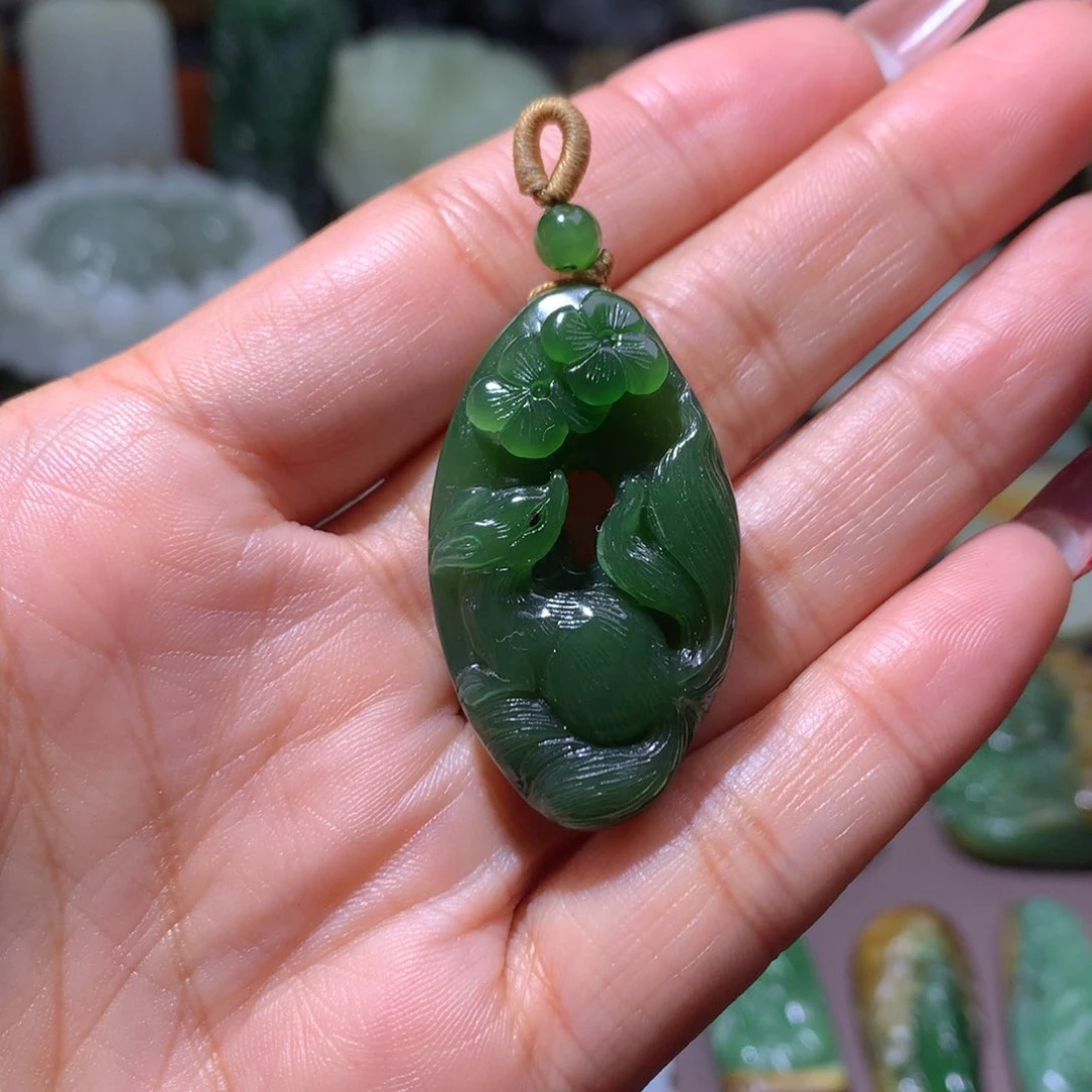 颈饰未镶嵌和田玉