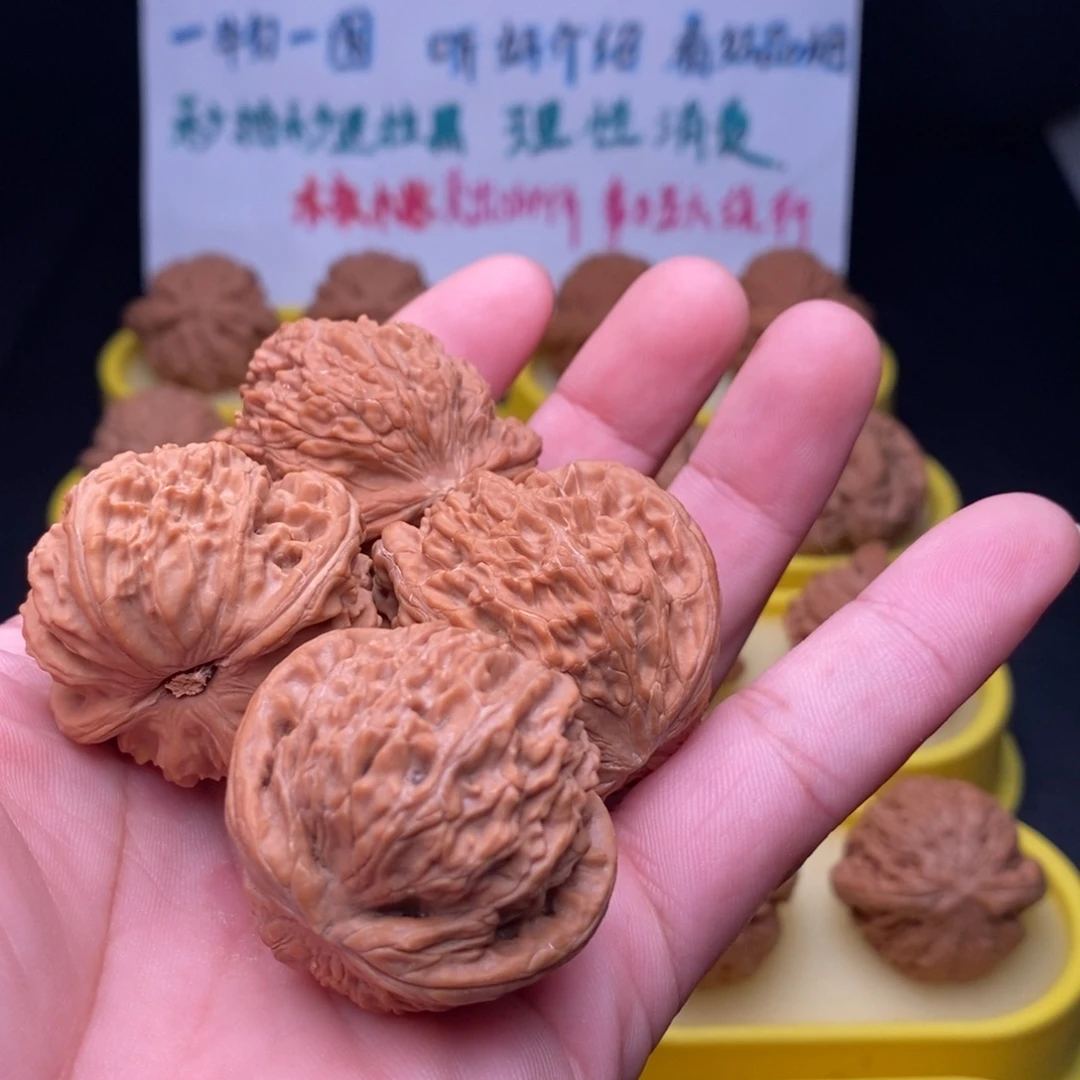 吊坠桃核磨盘狮子头白狮子