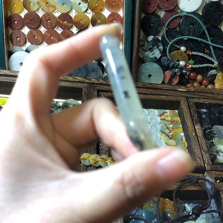 岫玉岫玉挂件未镶嵌