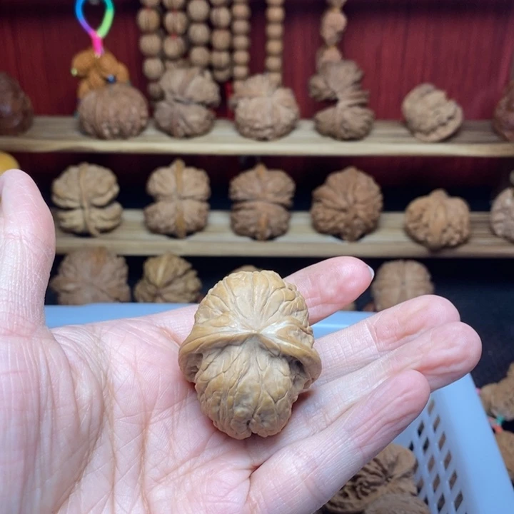 海***漂把件文玩核桃尺寸