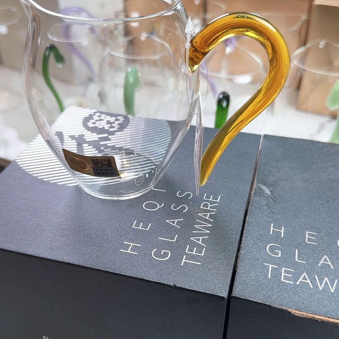 禾器金标怡然公道杯浅黄色