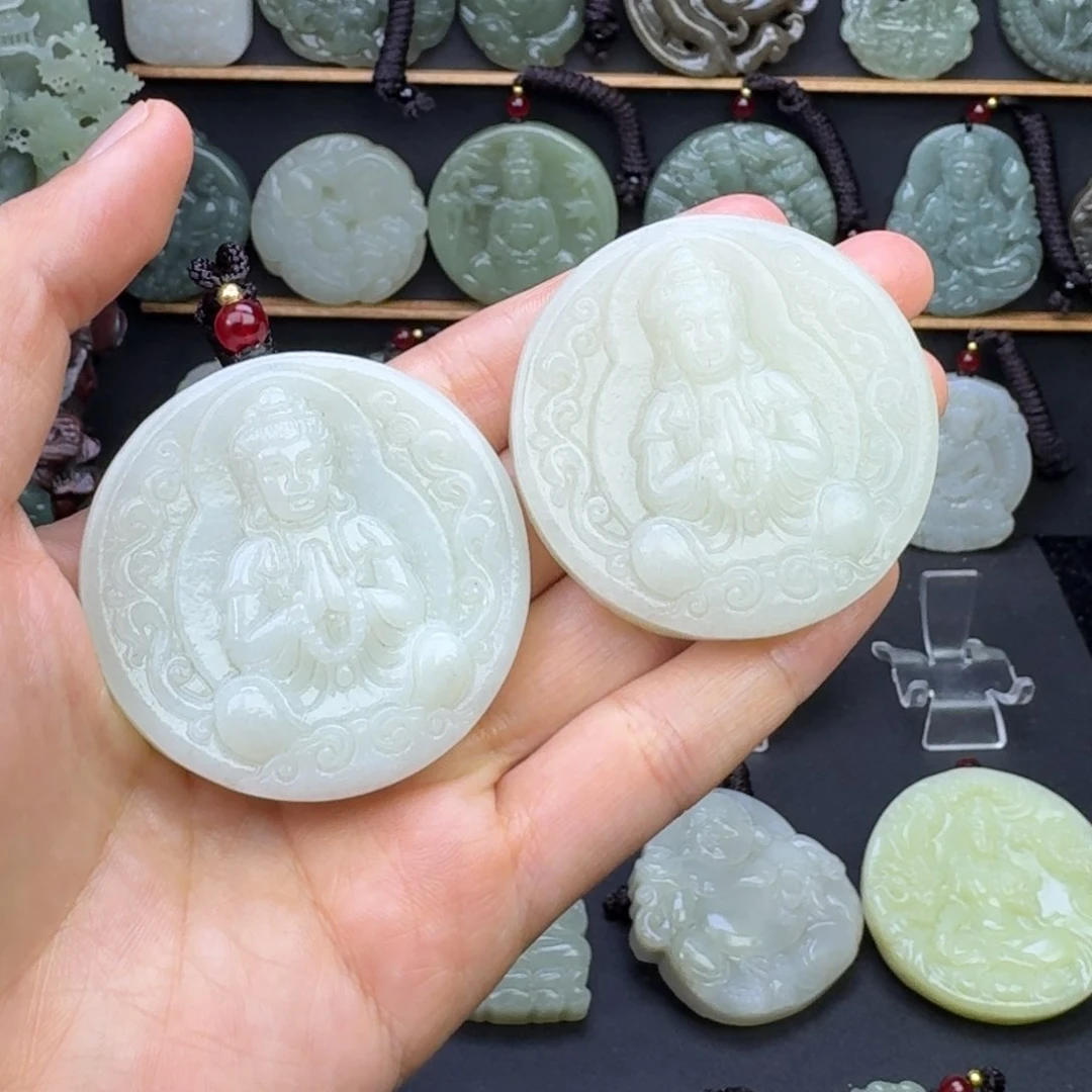 和田玉颈饰未镶嵌李*