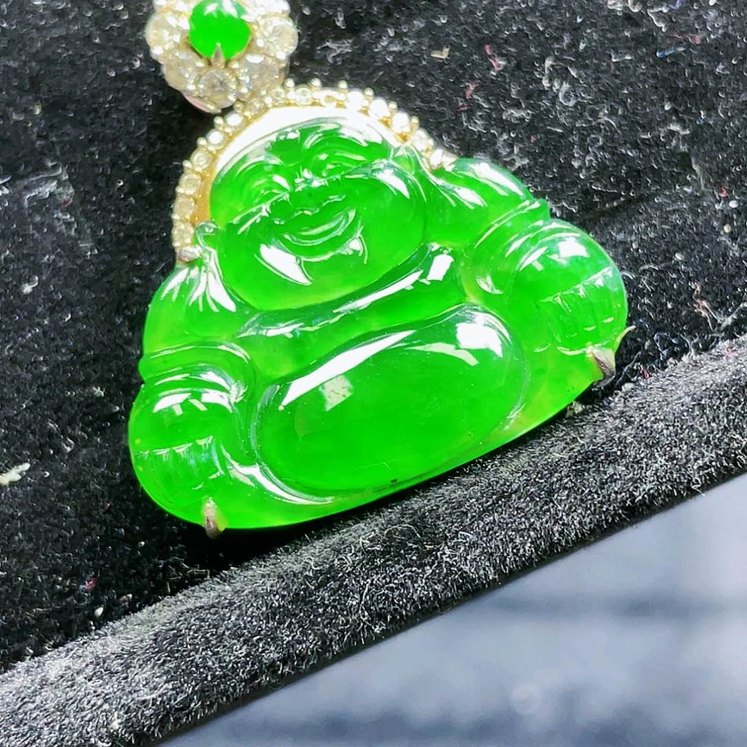 翡翠颈饰未镶嵌63，