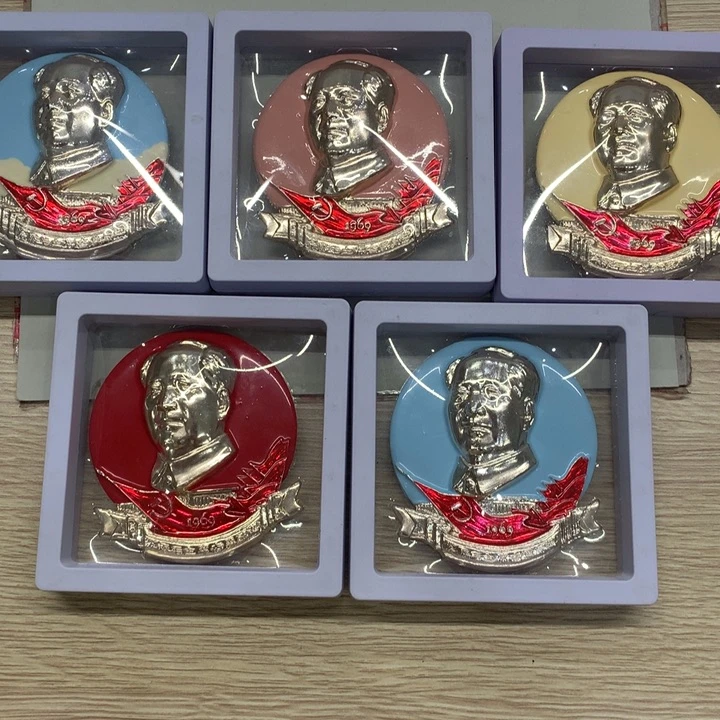 铝木**易五枚高浮雕紧跟套色。