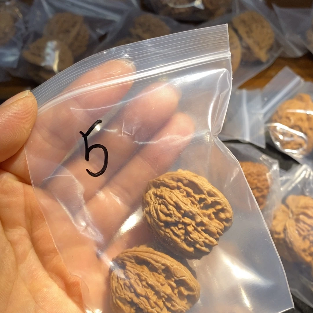 ヾ***ヾ文玩核桃吊坠四座楼狮子头5