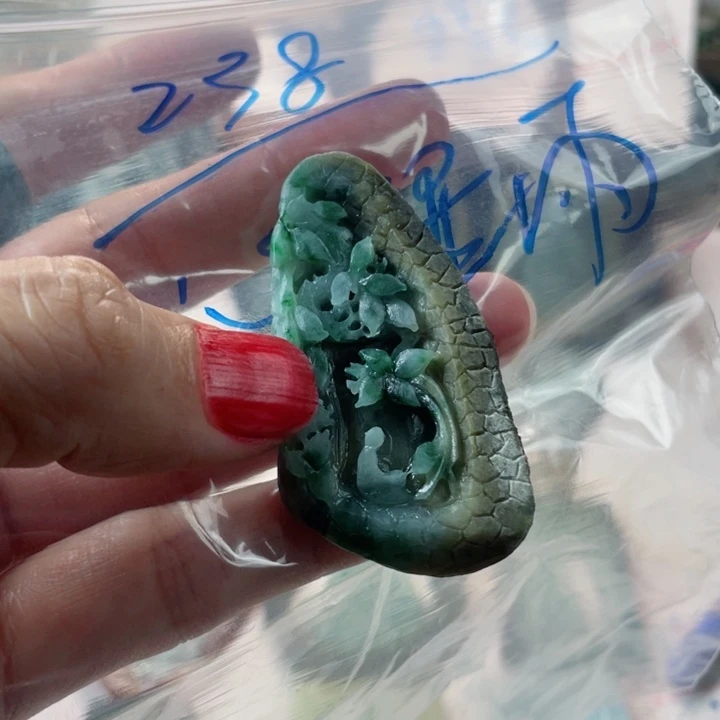 心***雨未镶嵌定制翡翠毛货