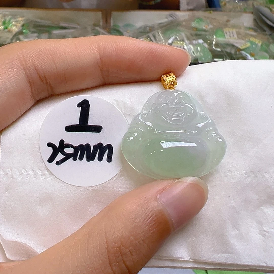 翡翠18K金镶嵌颈饰翡翠