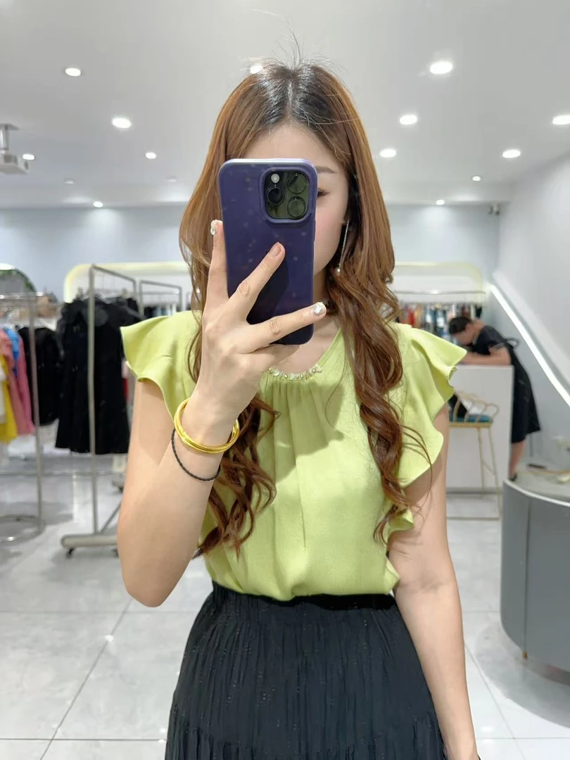 飞飞袖重工艺亮色衬衣