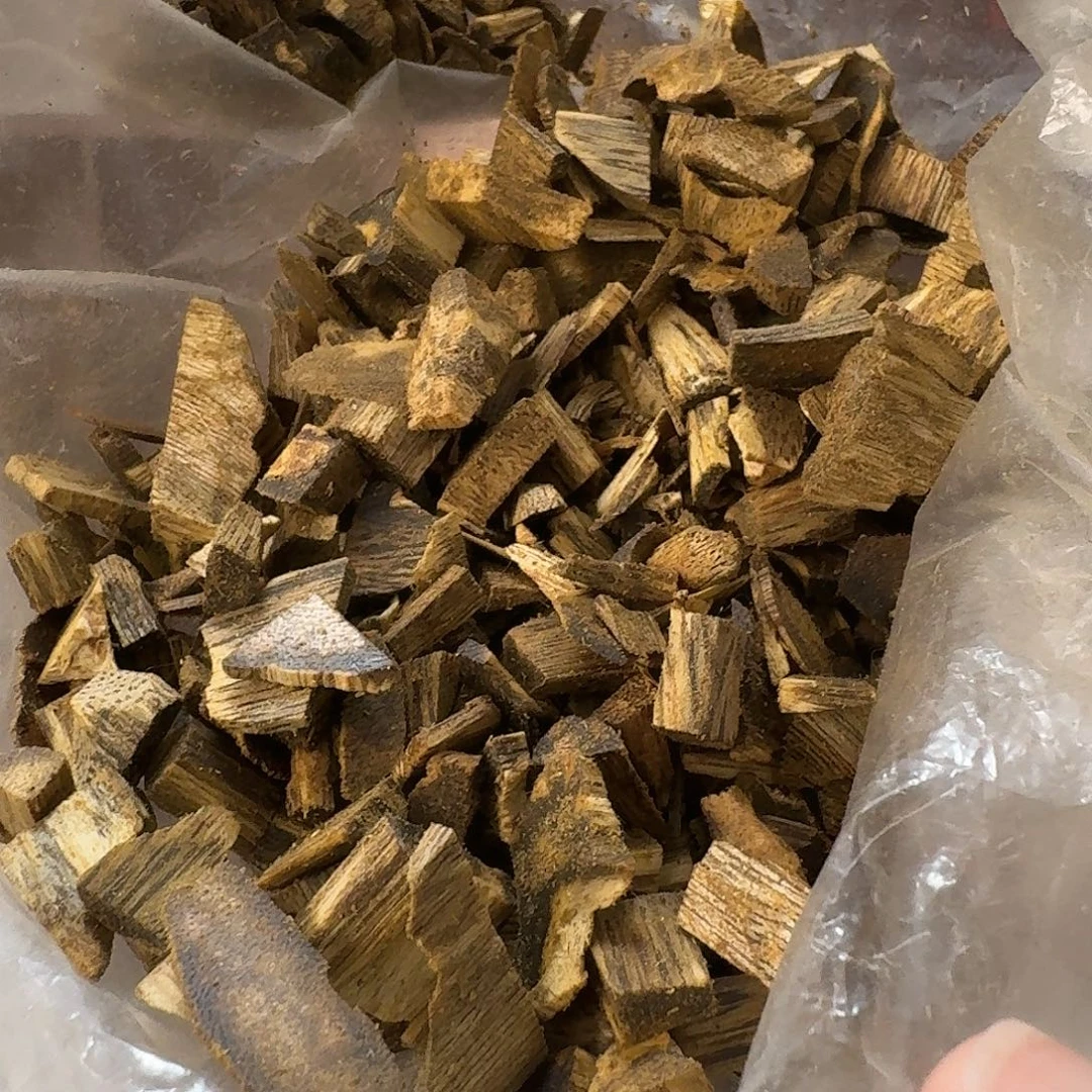 沉香沉香碎屑白露树心油块料50克