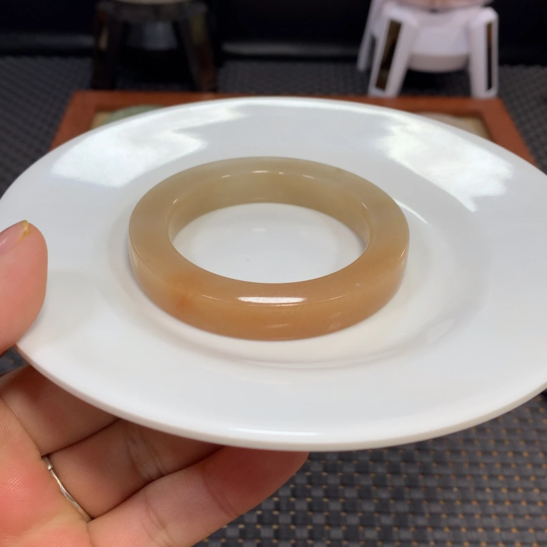 石英质玉（佘太翠）未镶嵌手镯漏50.4糖方镯6号