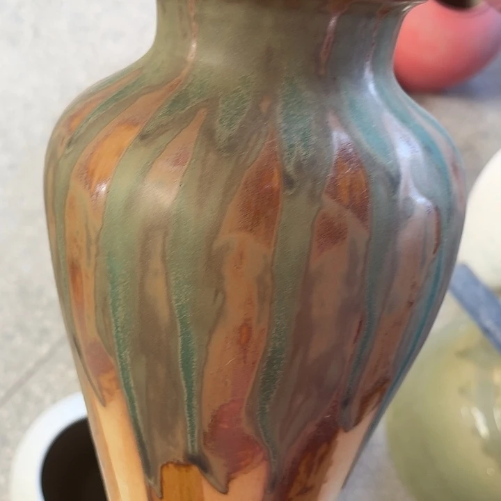 拿货花纹美人瓶高27口径11