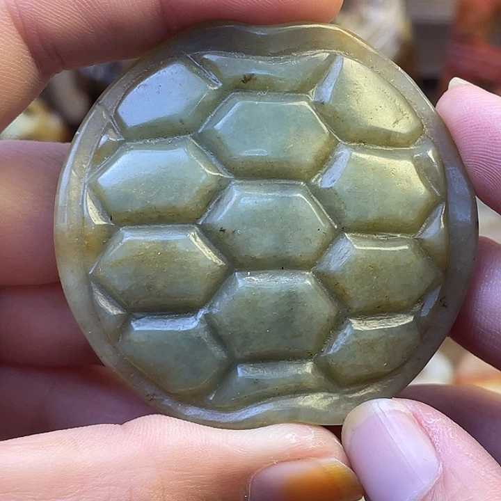 未镶嵌和田玉（糖玉）挂件