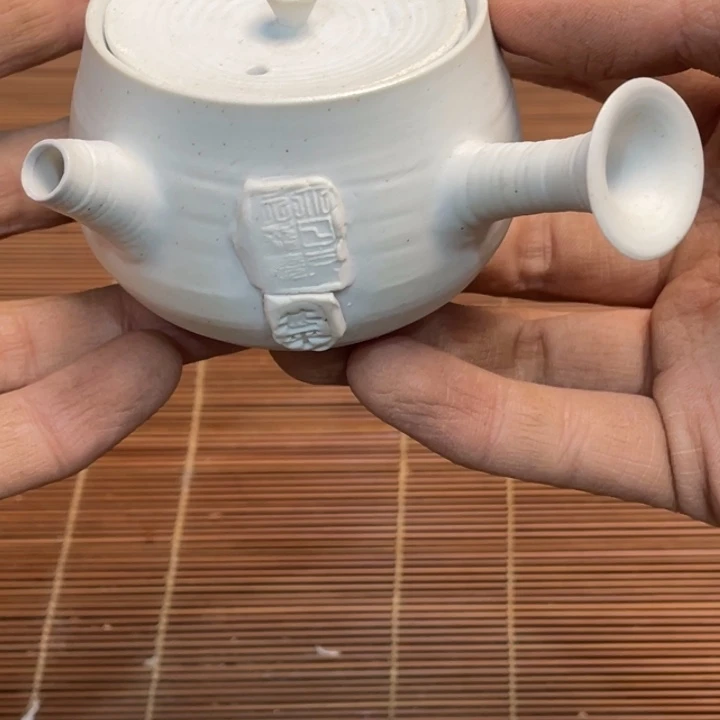 白泥侧把壶 默认瑕疵