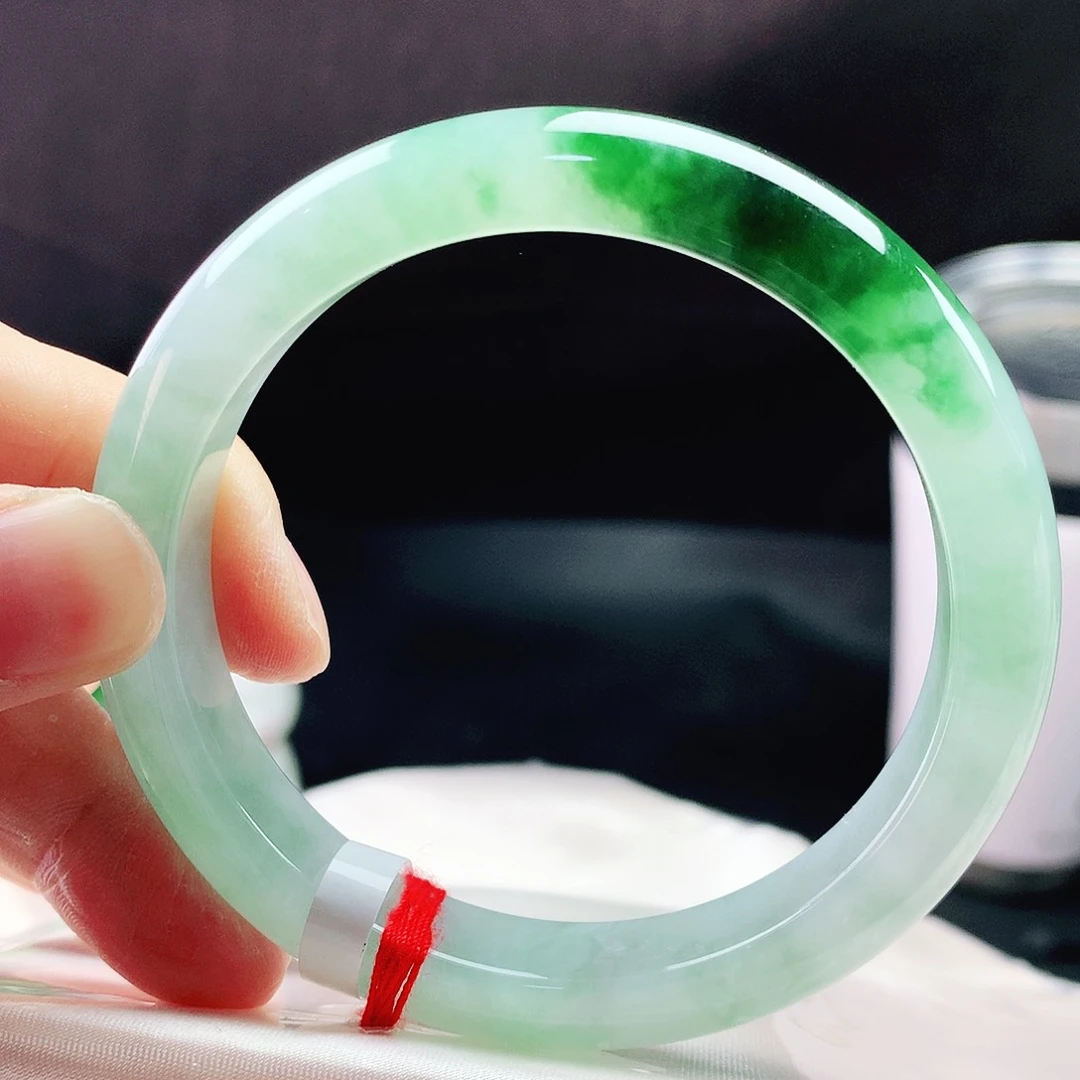 未镶嵌手镯翡翠57圈