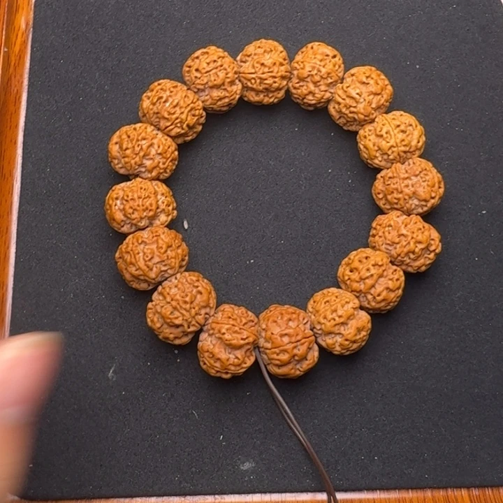 手串金刚菩提4号20尺寸矮桩梅花