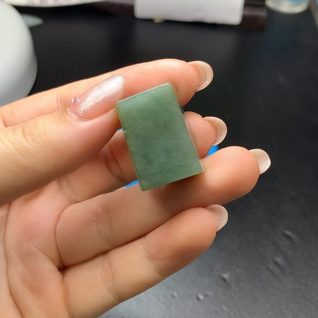 无***名翡翠未镶嵌颈饰翡翠吊坠未镶嵌