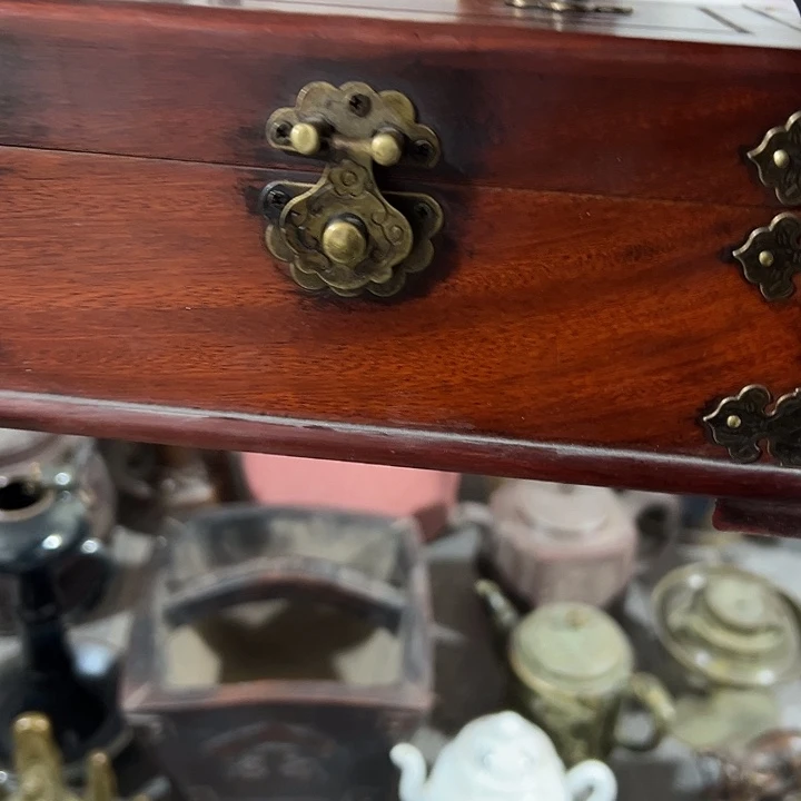 佚***名榆木我们的生活也是如此的