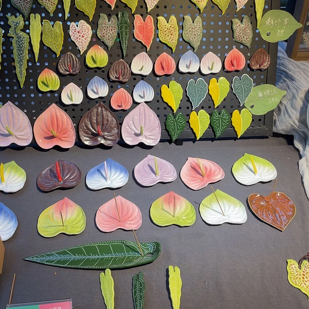 手工手绘的陶瓷杯