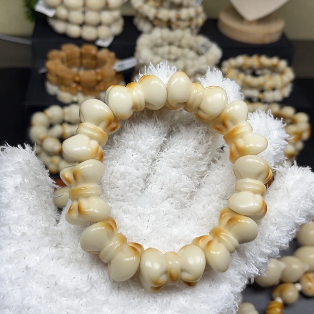 菩提根/象牙果吊坠2.26.13蝴蝶结