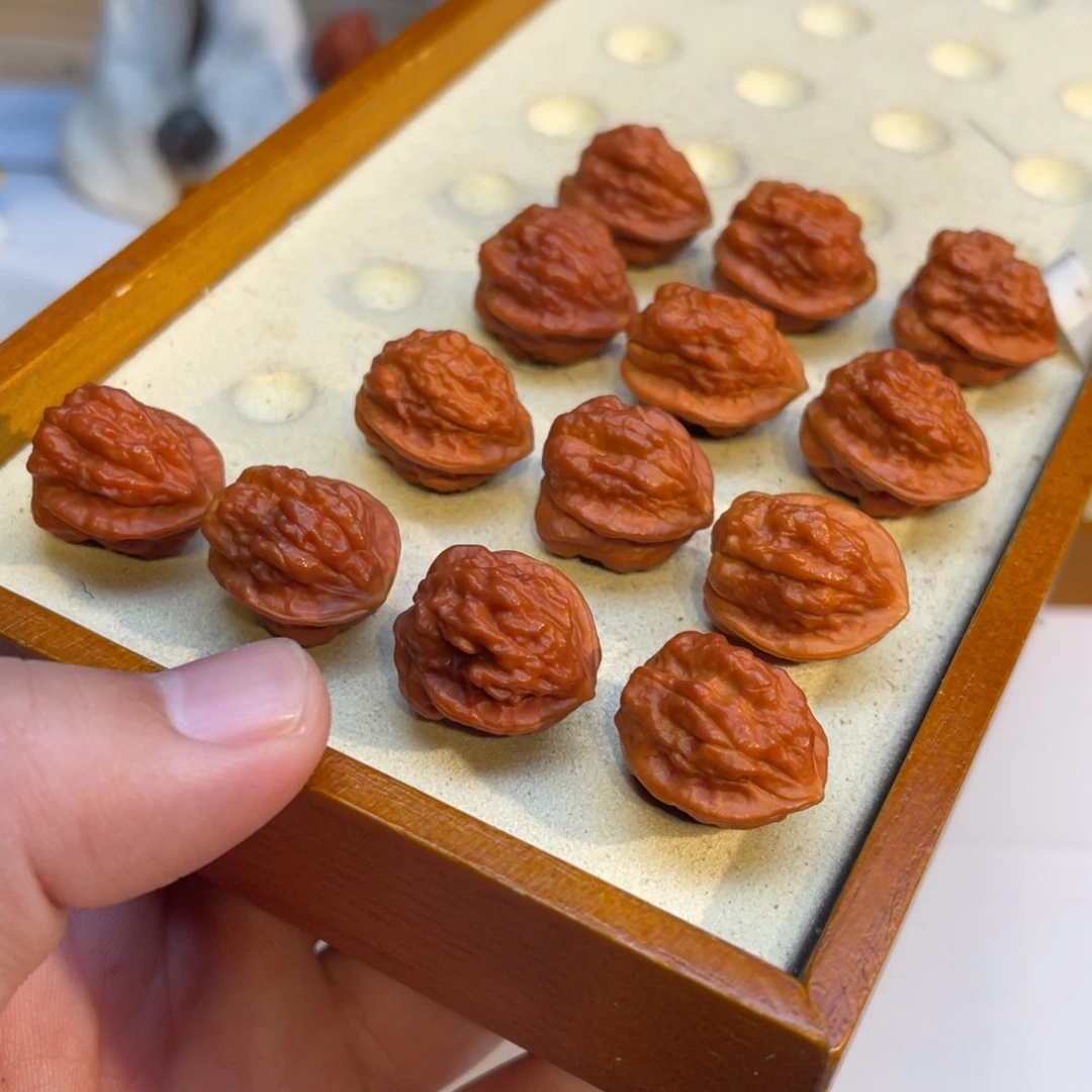 文玩核桃手串蛤蟆头