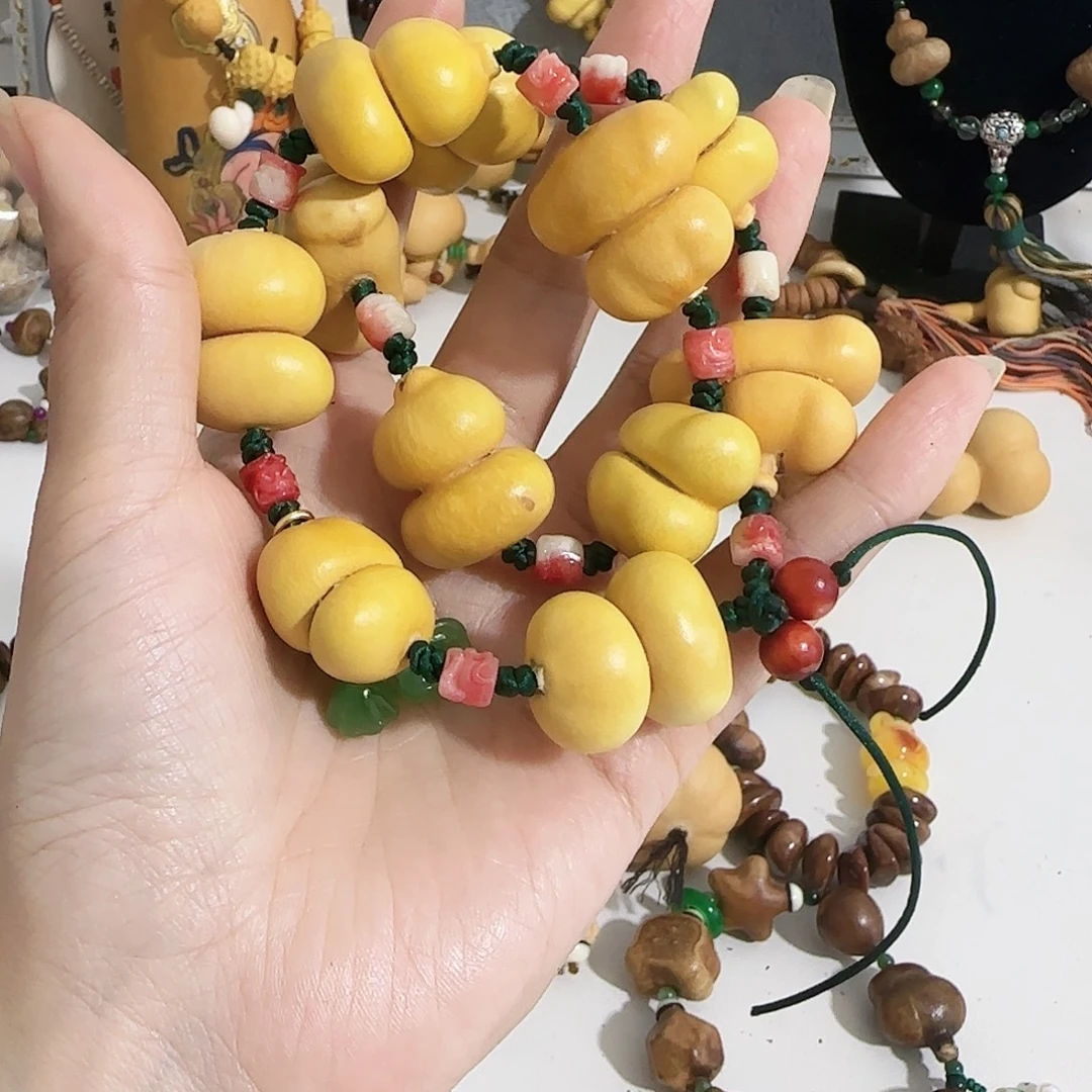 乔***琳素皮钱袋十一颗420元