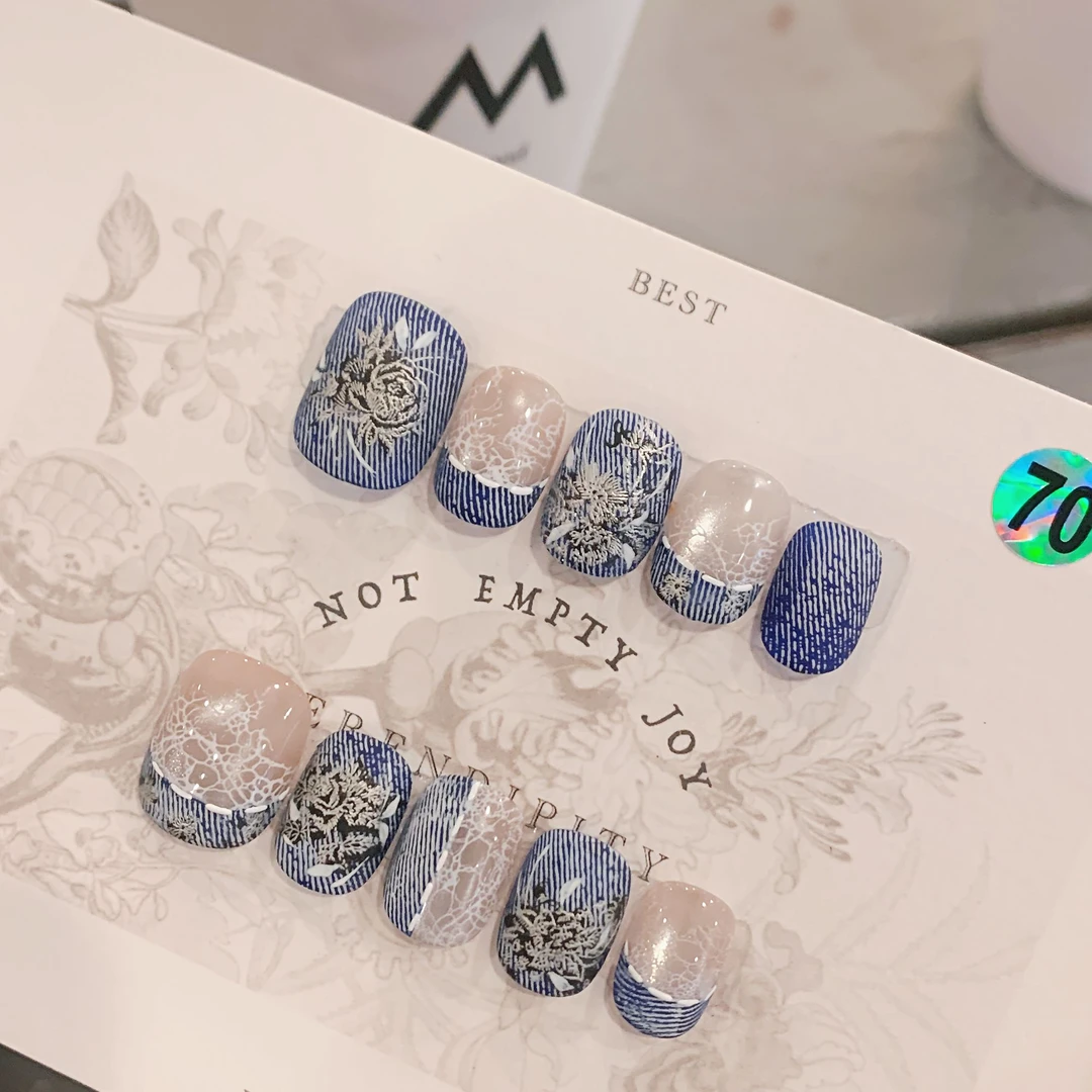 刺绣牛仔丨小众刺绣猫眼磨砂高级美甲牛仔轻奢纯手工美甲穿戴甲片