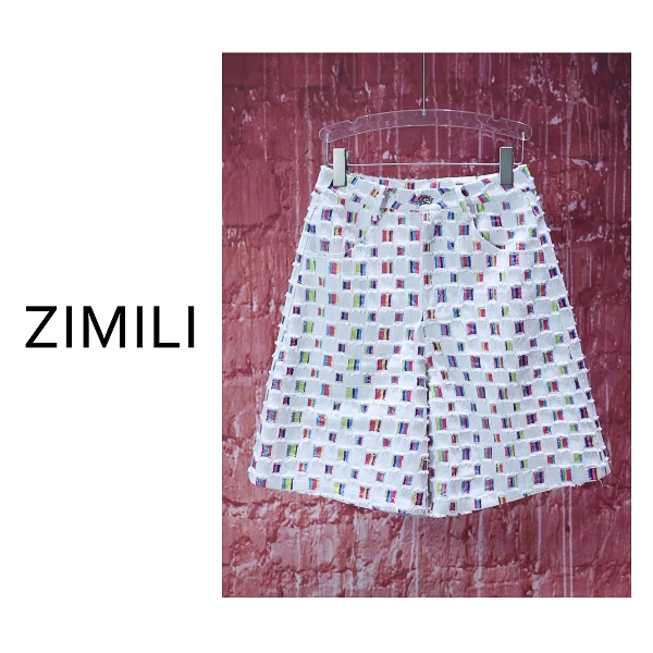 【亮哥女装】2025透气象牙白烧花磨破A字休闲牛仔短裤8330-H8