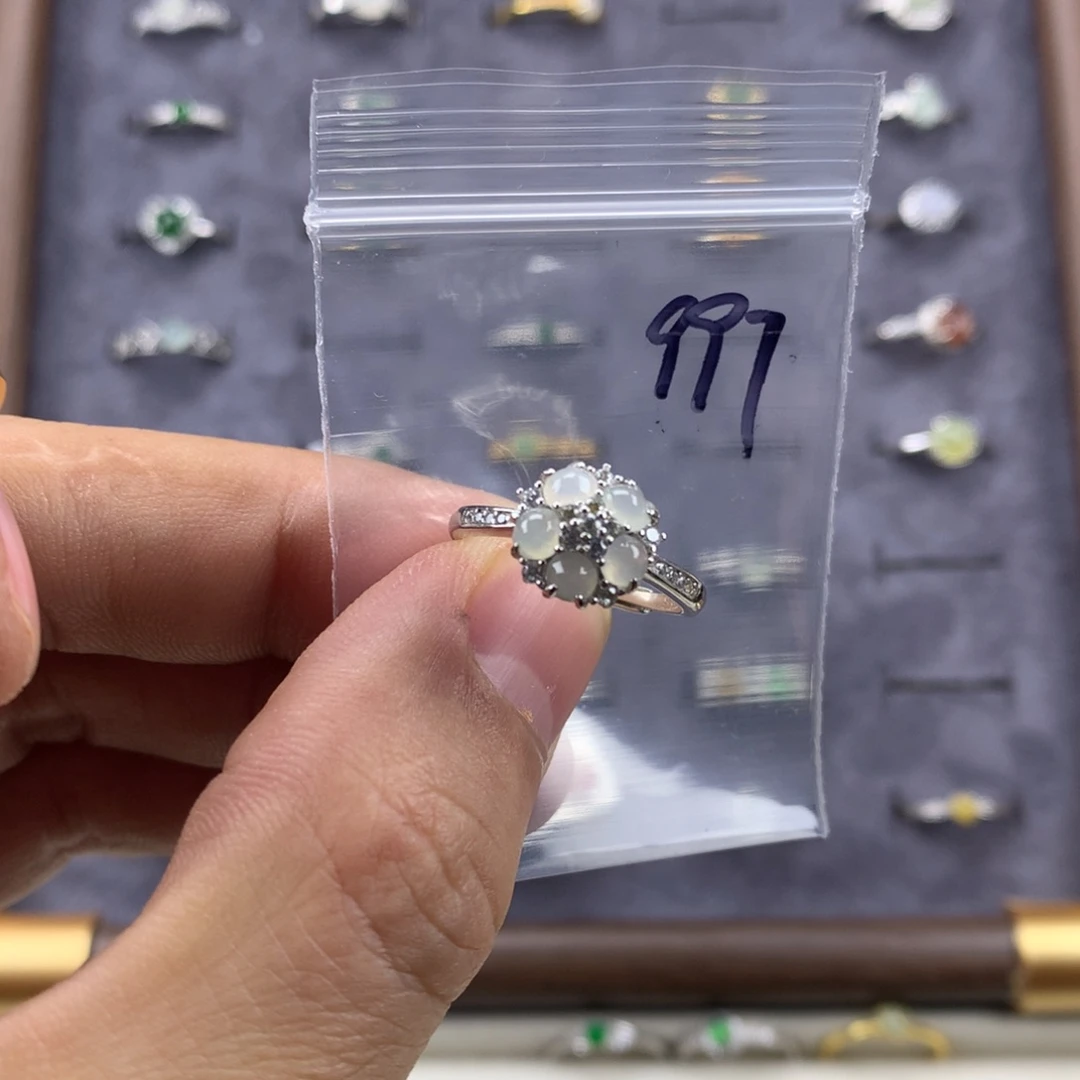 翡翠未镶嵌戒指997