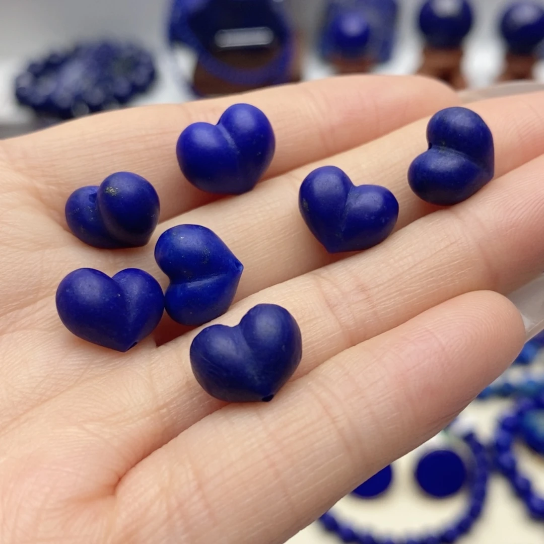 青金石未镶嵌颈饰随机发