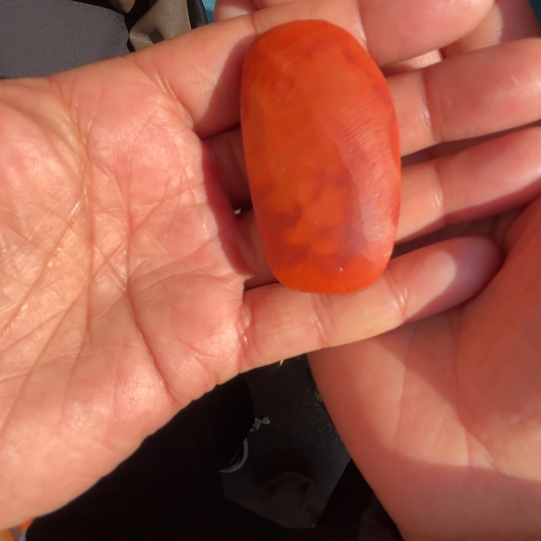 南红玛瑙颈饰合金平***?