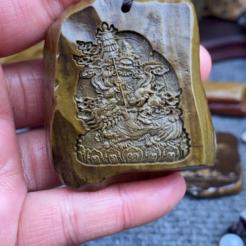 【闪购商品】原石雕刻手把件