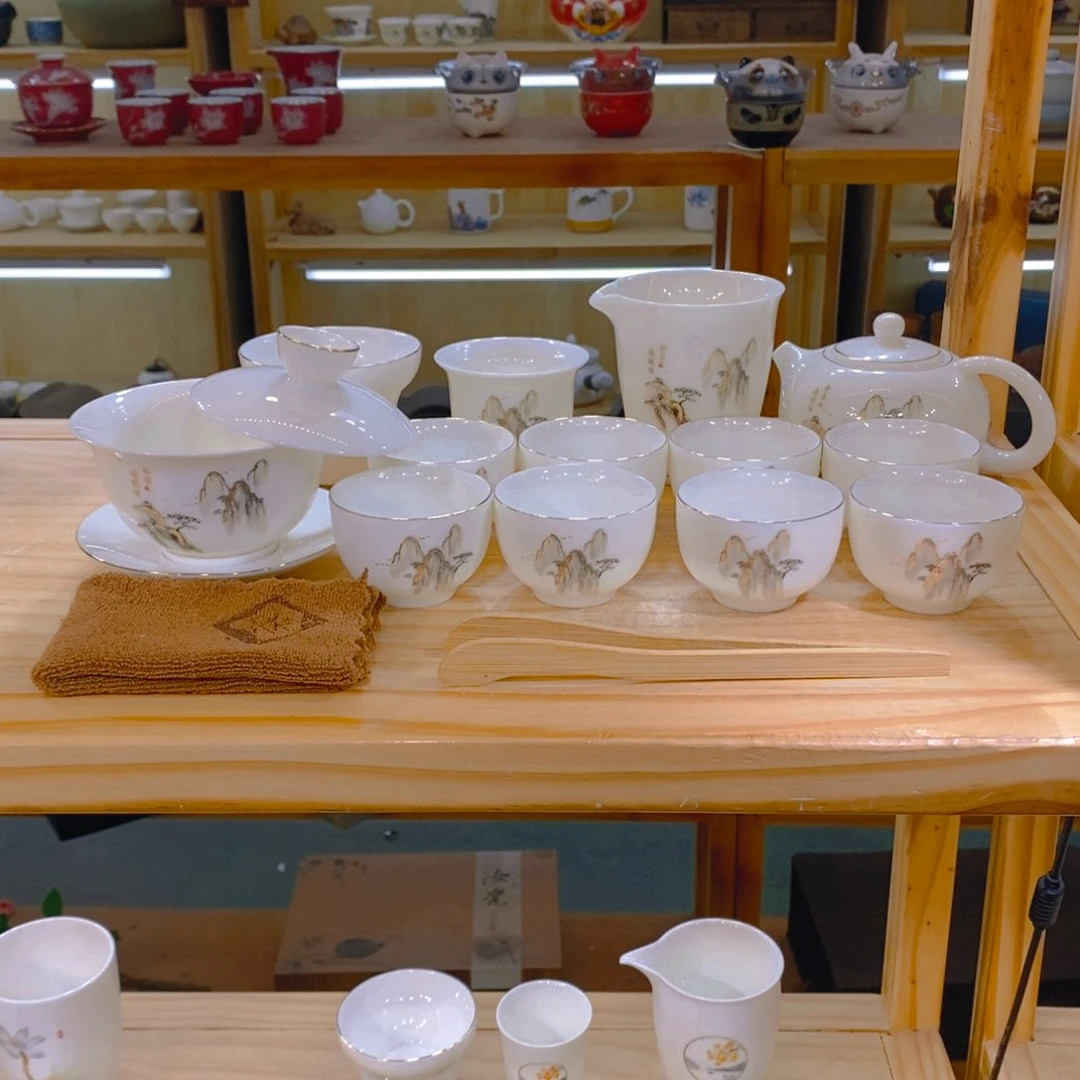 不止中国白羊脂玉瓷