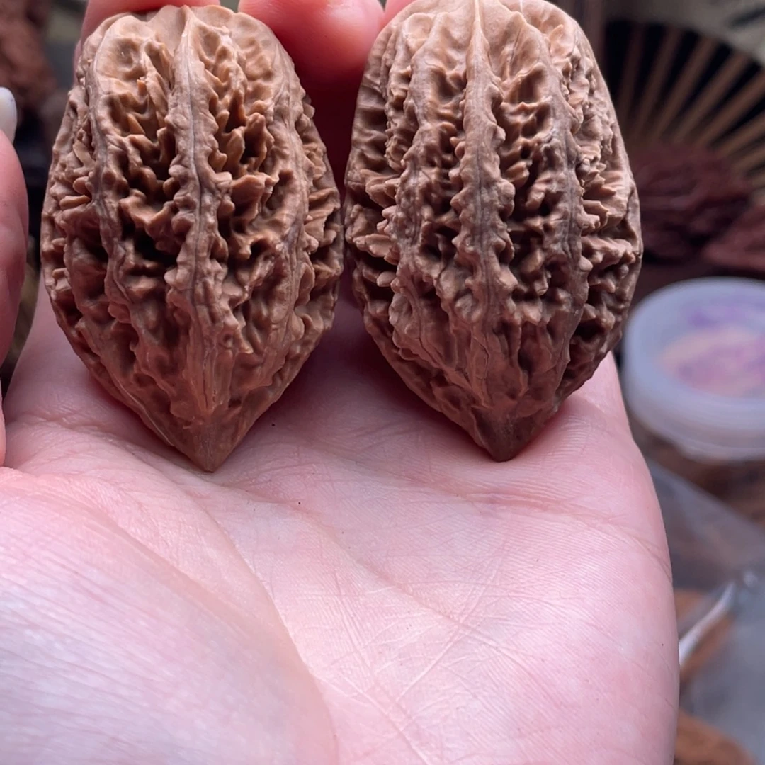 文玩核桃把件楸刀鱼105