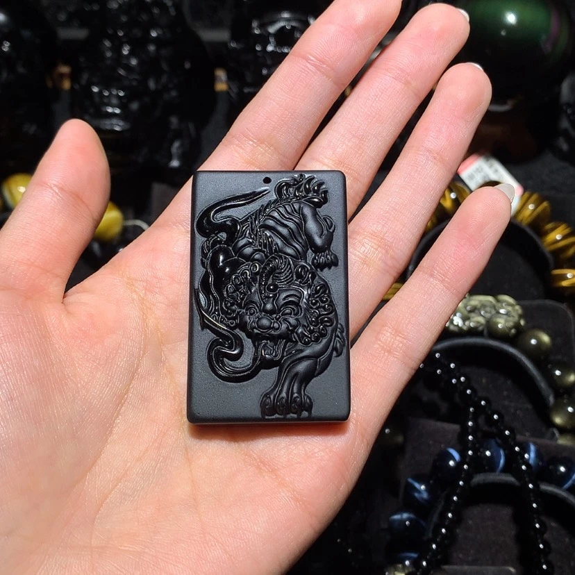 【闪购商品】未镶嵌黑曜岩珠宝奇石4***?