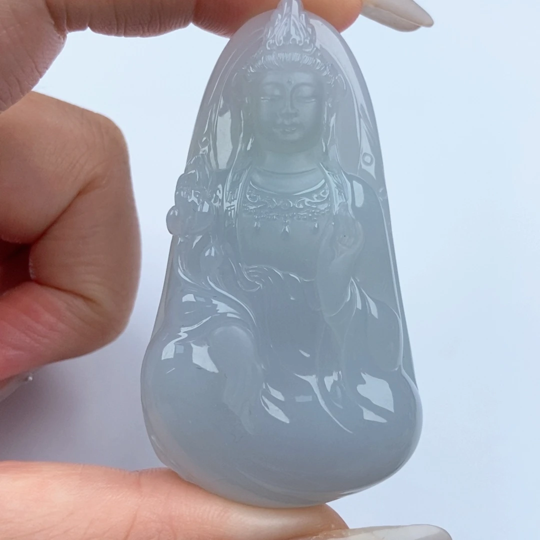 翡翠颈饰未镶嵌观音