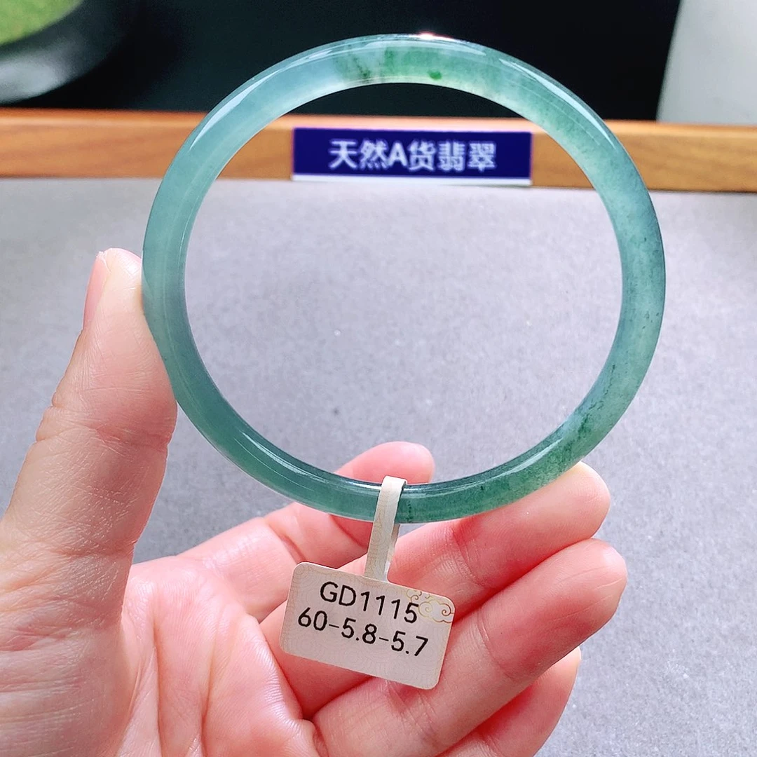 未镶嵌手镯翡翠天然翡翠手镯a货