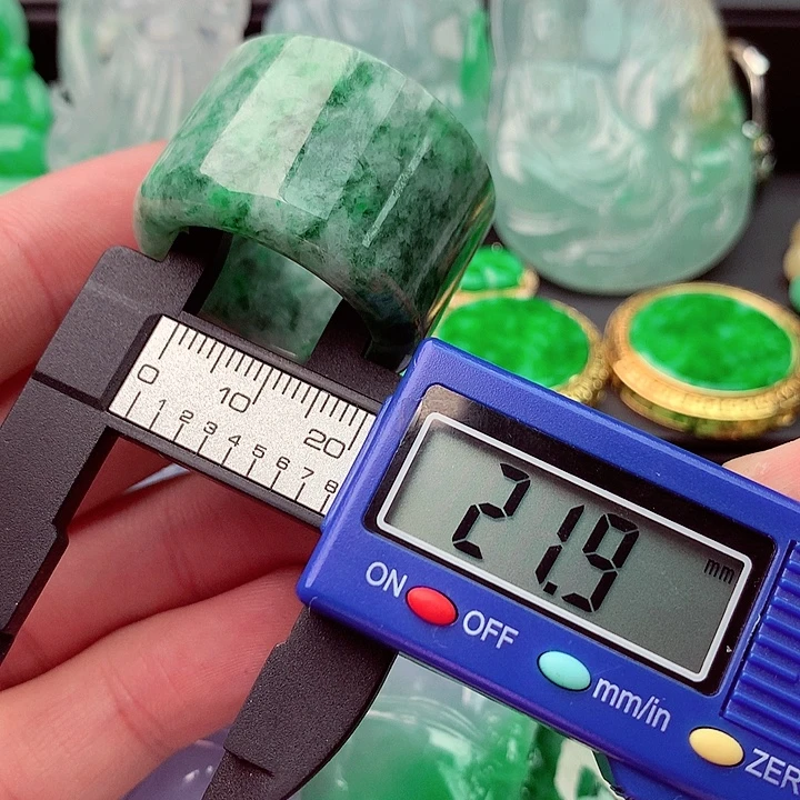 翡翠戒指未镶嵌A货