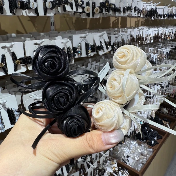 花苞香蕉夹仙女风黑色白色甜美多用