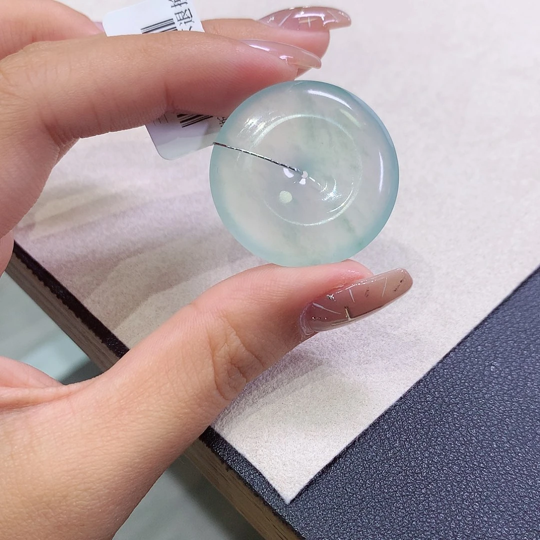 翡翠未镶嵌吊坠(不含链)29.6-5.5