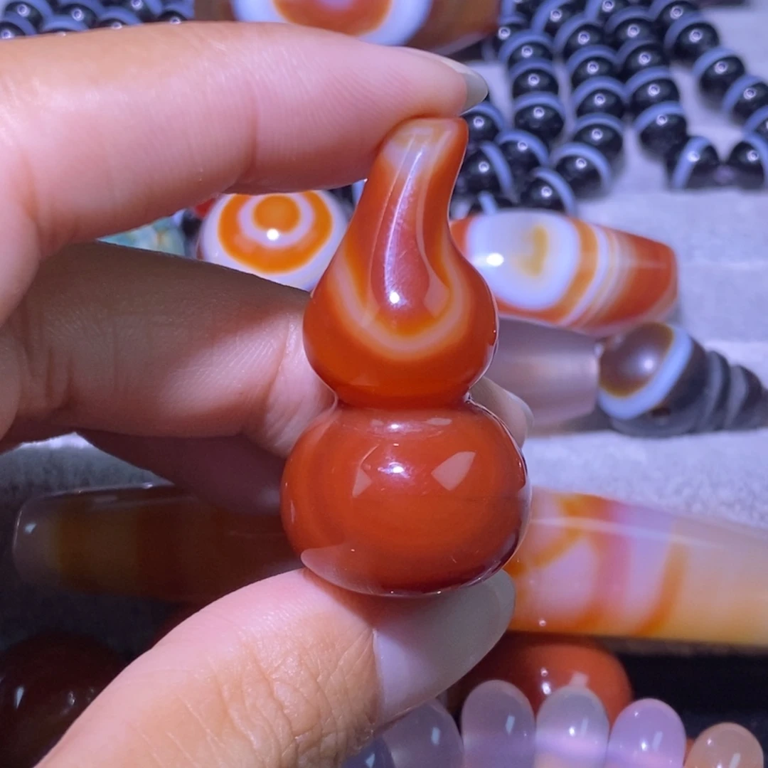 未镶嵌颈饰玛瑙/玉髓