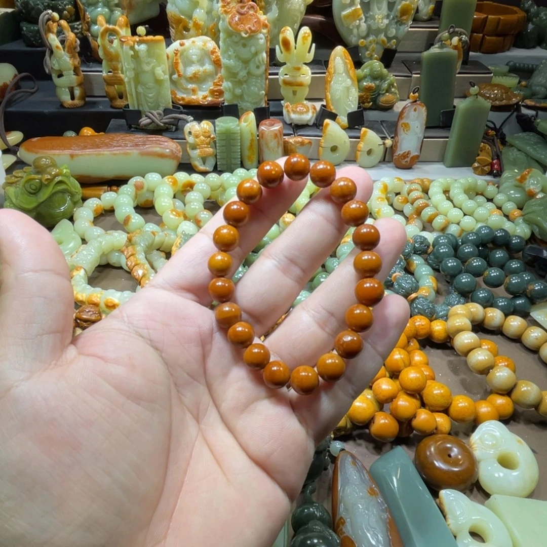 透闪石质玉未镶嵌珠宝奇石