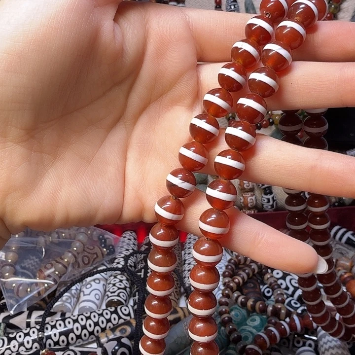 用***6玛瑙/玉髓未镶嵌颈饰