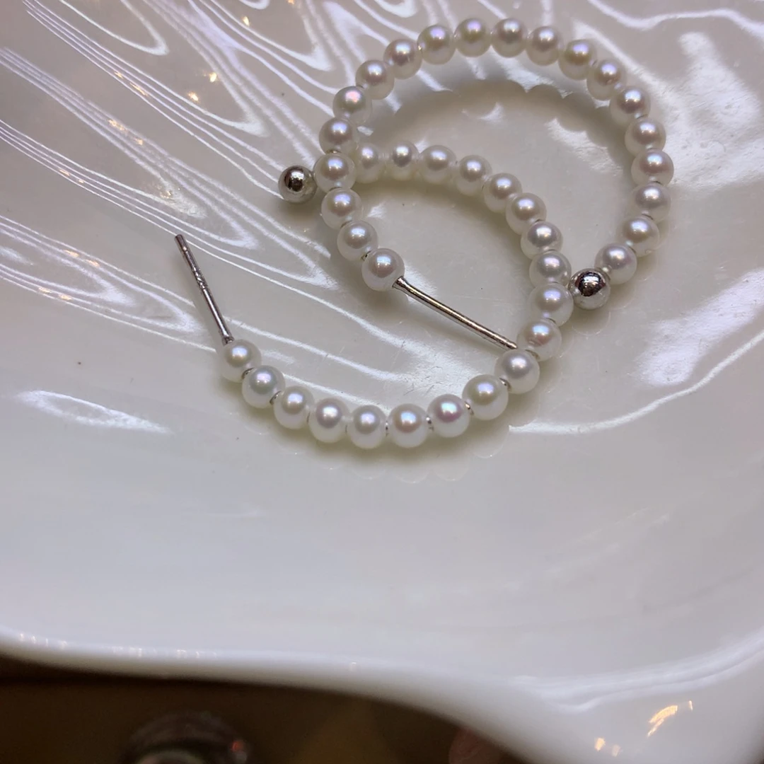 银S925镶嵌耳饰淡水珍珠