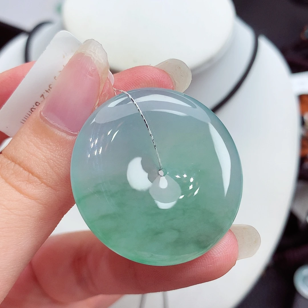 翡翠未镶嵌颈饰翡翠70，34.2/6