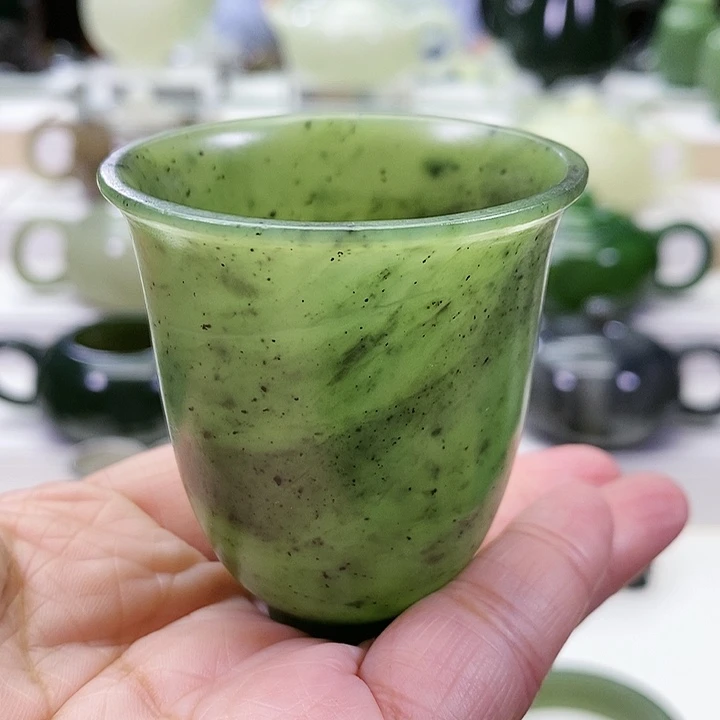 未镶嵌和田玉挂件茶杯60m l