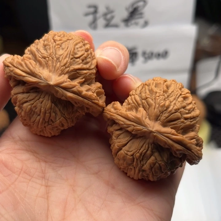 吊坠文玩核桃南疆44
