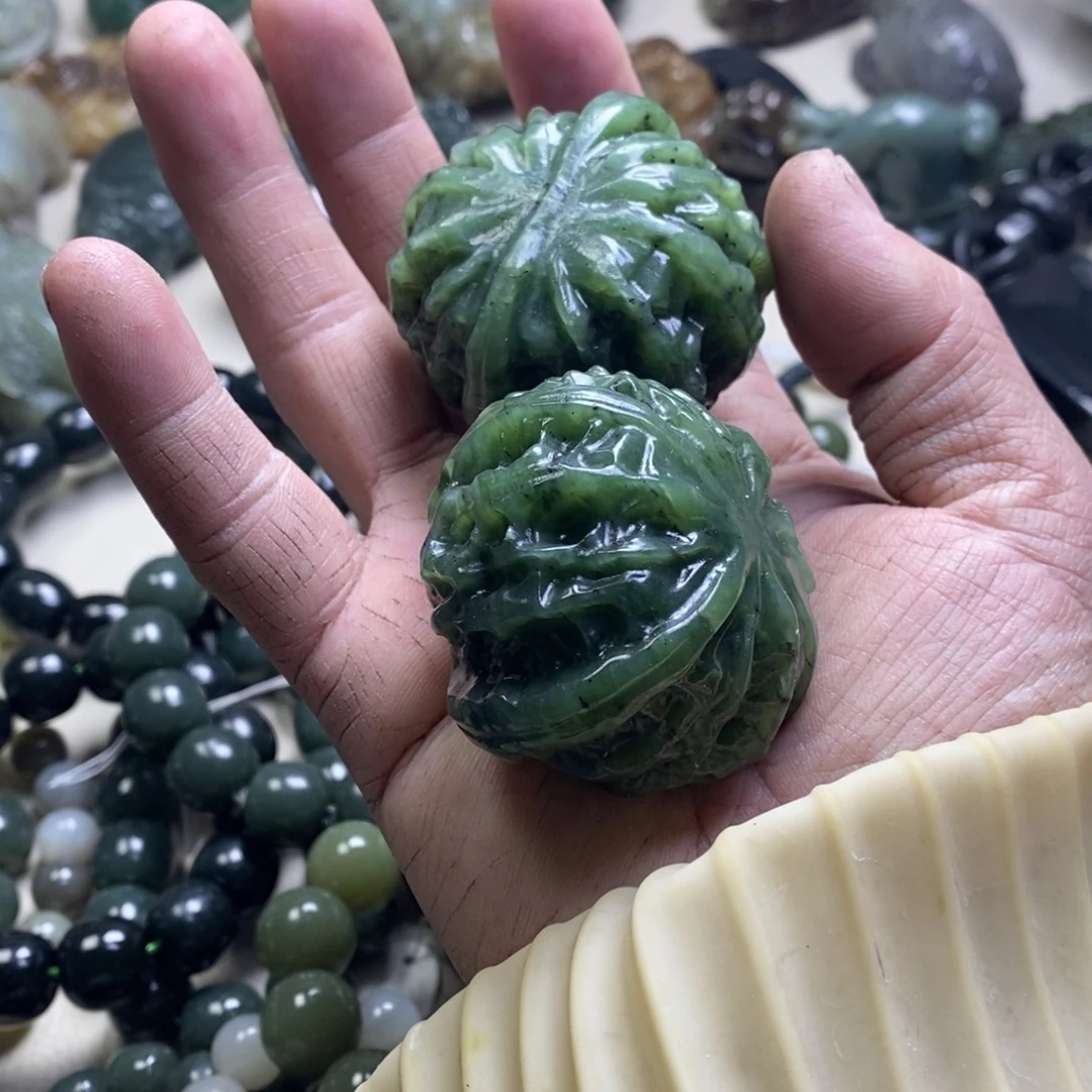 小***帆和田玉未镶嵌手链和田玉