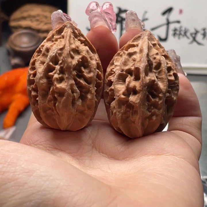 文玩核桃把件白云57